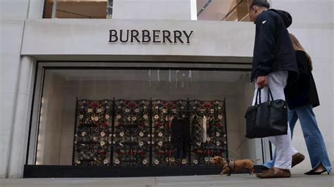 burberry london head office phone number|Burberry ceo jonathan akeroyd.